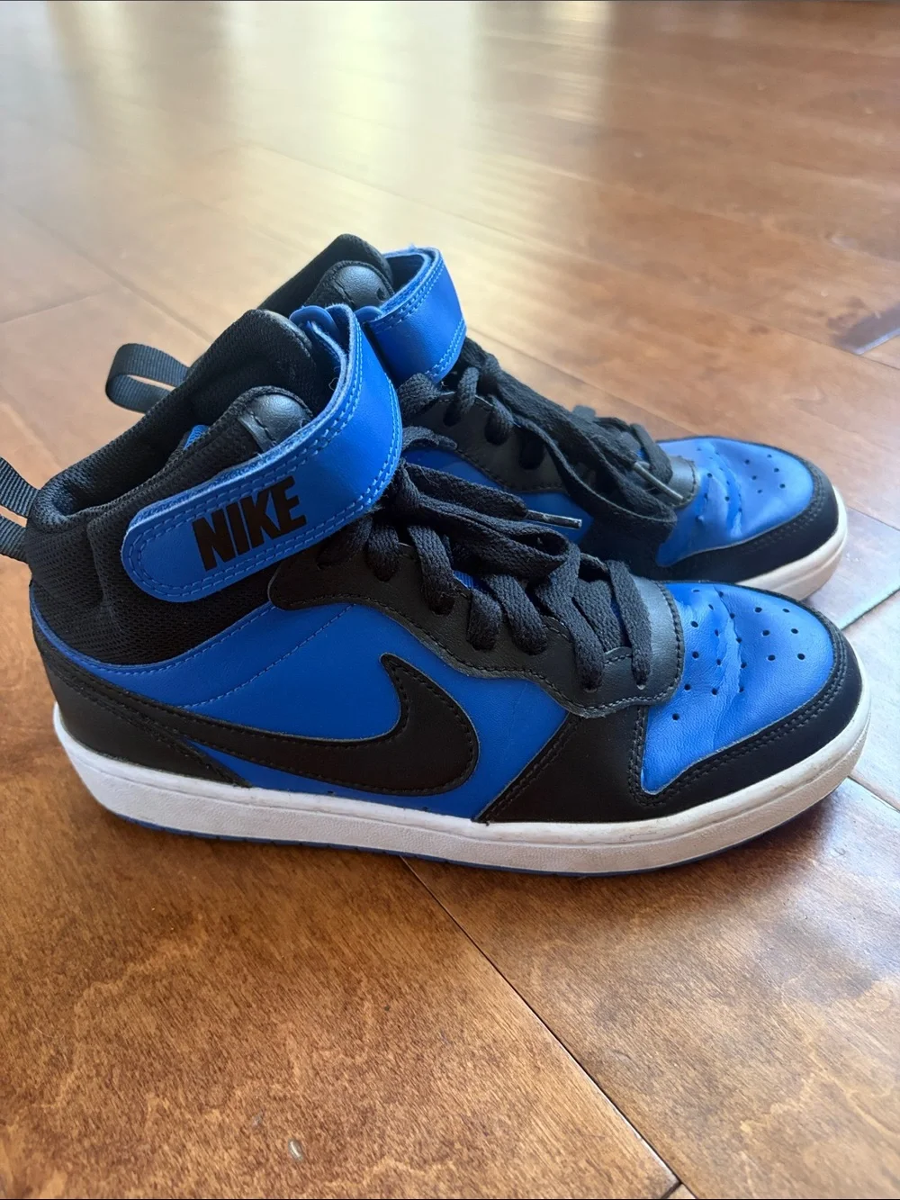 Nike Kids High-Top Sneakers in Blue and Black